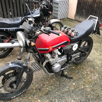 Kawasaki GPZ 550 unitrack - 5