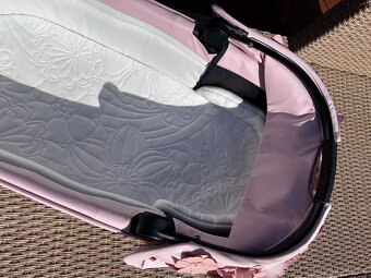 Priam Lux Carry Cot - 5