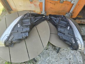 P: svetla Ford Focus MK3.5 - 5