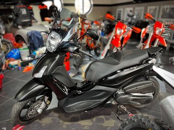 Skútr Piaggio Beverly 350 - 5
