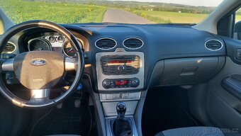 Ford Focus 1.6i benzín - 5