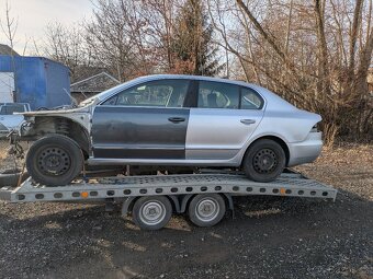 Škoda superb 2 díly, stav viz foto, stříbrná barva - 5
