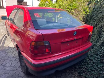 BMW E36 Compact HELLROT DOVOZ NĚMECKO - 5