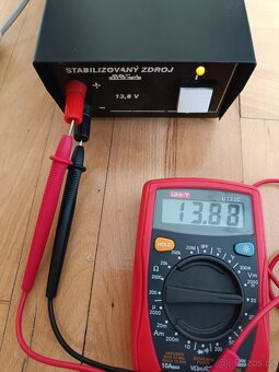 Stabilizovaný zdroj ELIA RDZ 3 13,8V - 5