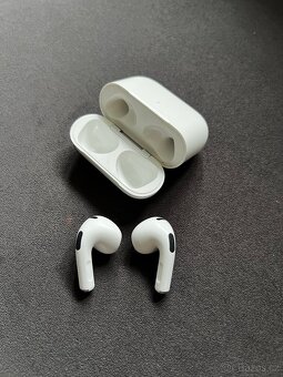 Apple Airpods 3 - A2564 - 5