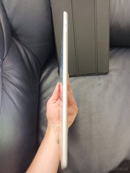Apple iPad 10.2" 9.generace, fólie, top stav, pouzdro Fixe - 5