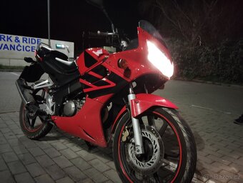 Honda CBR 125 - 5