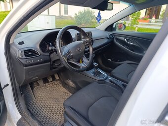 Hyundai i30 combi 1.4 T-GDI Winter paket - 5