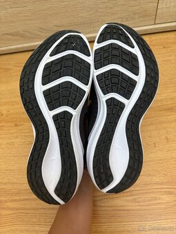 Sportovní boty Adidas - 5