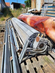 Prodám el. roletová vrata 3ks. - 5