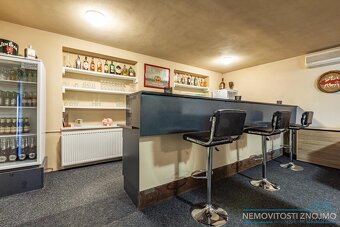 Prodej komerční nemovitosti, provozované jako penzion, pozem - 5