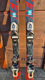 Prodám juniorské lyže ROSSIGNOL HERO MULTI EVENT 150cm - 5