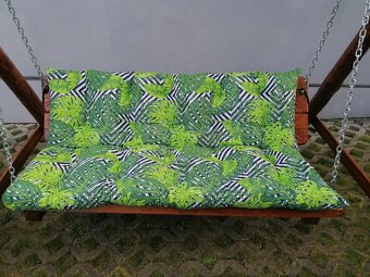 Zahradní houpačka z masivu - 5