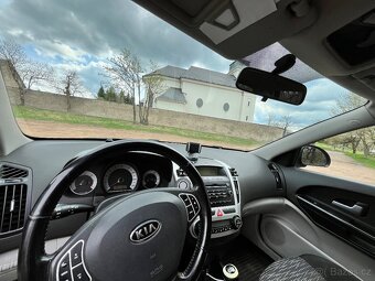 Kia Cee’d - 5