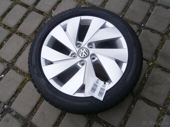 ALU KOLA 5 X 112 VW ORIGINÁL GOLF 8 205 50 17 nové - 5