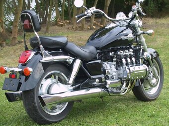 Honda GL 1500/6 Valkyrie - 5