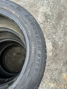 Pneu 235/50/18 - 5