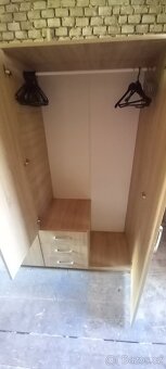 Skříň - 5