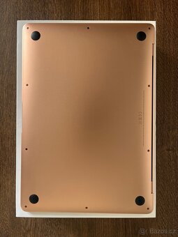 MacBook Air M1 8/256 GB Gold - 5