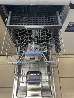 Nepoužitá myčka Beko BDFS26040WQ - 5