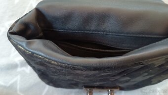 Malá kabelka s maskáčovým vzorem - 5