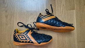 Sálovky Umbro vel. 32 - 5