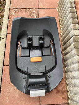 Kočárek a autosedačka - 5