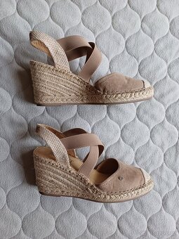 Espadrilky na klínku Esprit - vel. 39 - 5
