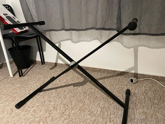 Klávesy Yamaha PSR F51 + stojan - 5