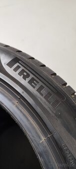 245/45/18 Pirelli Centurato, DOT 1222, 7.0mm-6.7mm - 5
