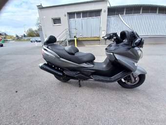 Prodám Suzuki Burgman 650 Executive
- 5