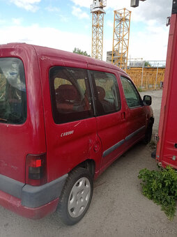 Citroen Berlingo 1.4 55 kw 2002r. motor KO - 5