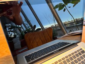 macbook pro 15 A1286 náhradní díly - 5