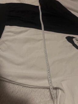 Nike mikina, černobílá – vel. XS, ale sedí spíš na L - 5