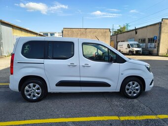 2021_Opel Combo Life DIESEL_BOHATÁ VÝBAVA_5 miest_1.maj SR_ - 5