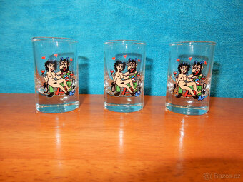 Prodám z pozustalosti ruzné sklenice,mísy atd - 5