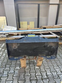 Hydraulické kladivo CAT H65Ds s deskou pro smyk. - 5