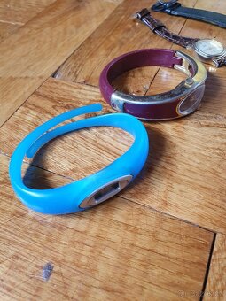 zápěstí / hodinky / hodiny - 5