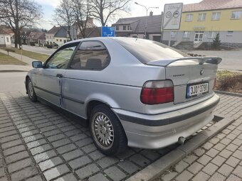 BMW E36 316i compact - 5