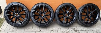 GEMINI SCHWARZ skoda Octavia RS 3 5x112 7,5x18 ET 51 - 5