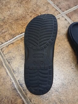 Pantofle - žabky Crocs vel. 9/11 - 5