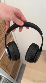 Beats Solo 4 černá - 5