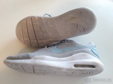 CHLAPECKÉ SPORTOVNÍ BOTY NIKE AIR vel.35,5. - 5