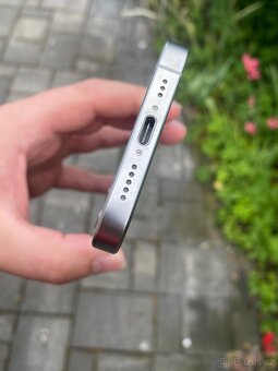 iPhone 15 PRO 256Gb v hezkém stavu - 5
