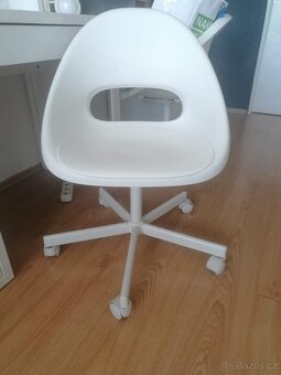 Psací stůl IKEA - 5