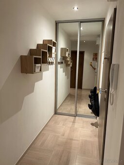 Prodej bytu 3+kk, 87 m² + zahrady 300 m² + garáž, Žichlínek - 5