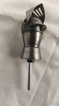 vintage nálevka na víno a vývrtka - 5