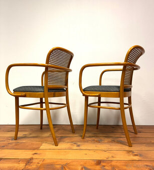 Krásná křesílka TON, J. Hoffmann, čalounění -- 2ks - 5