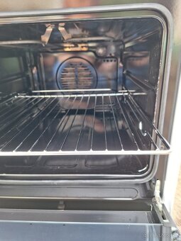 Elektrický sporák Mora na 220.v - 5