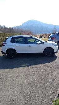 Peugeot 2008 1.2 benzín 60kW 2018 - 5